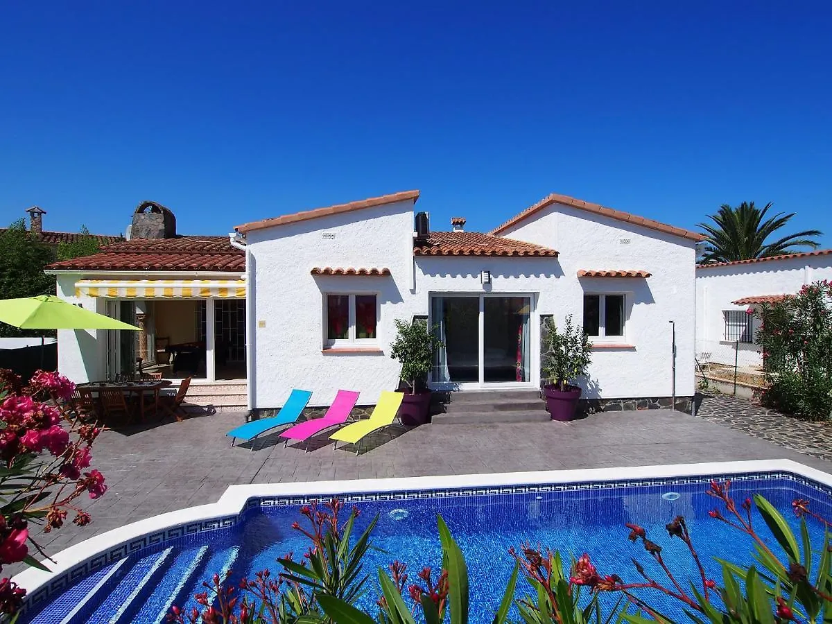 Holiday Home Montgri Empuriabrava